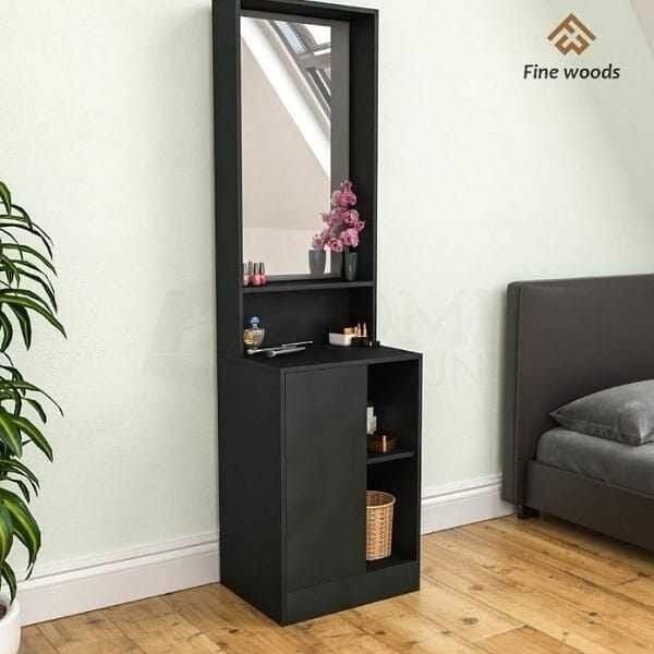 Fofia Dressing Table and Mirror