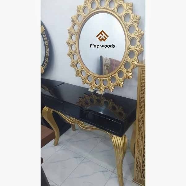 Sahi Mirror Console