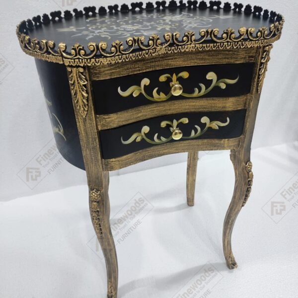 Clio Victorian table Black