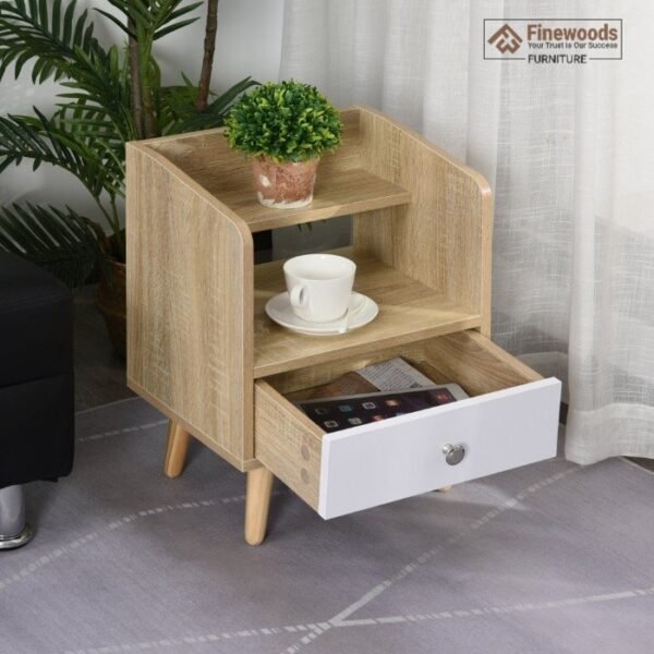 Ctepy Side Table