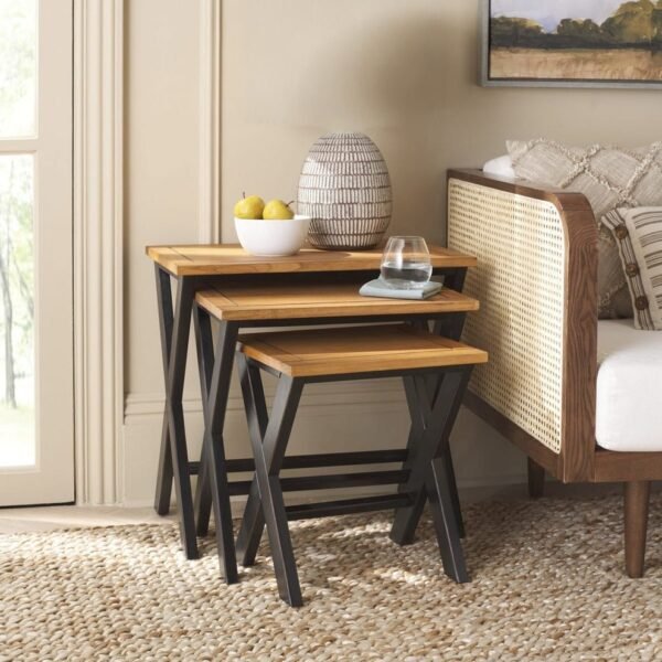 Elaxa Nesting Table